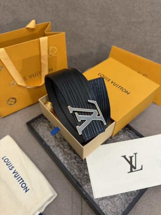 Picture of Louis Vuitton Belts _SKUfw204797048fw